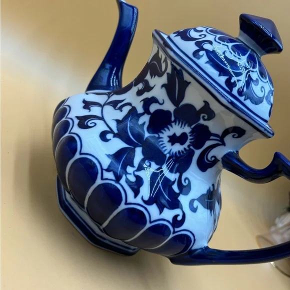 Antique Flow Blue octagonal teapot cobalt blue and white porcelain